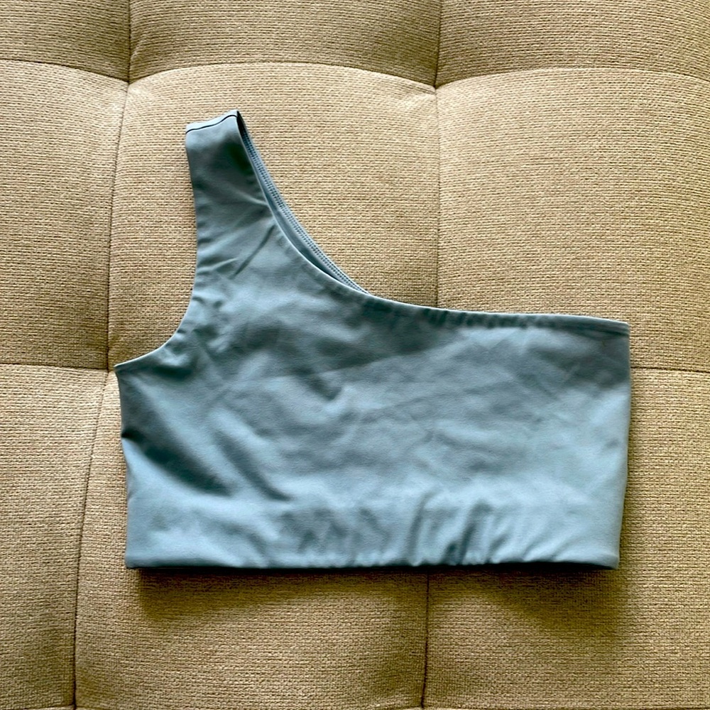 Shoulder bra girlfriend collective